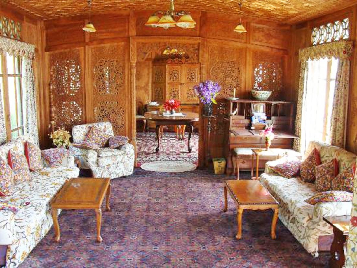 Hôtel New Jersey Houseboats à Nagin Bagh Extérieur photo